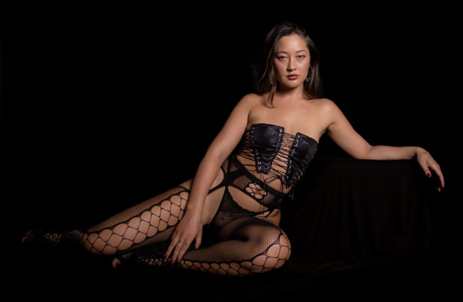 the vixen - about us 1